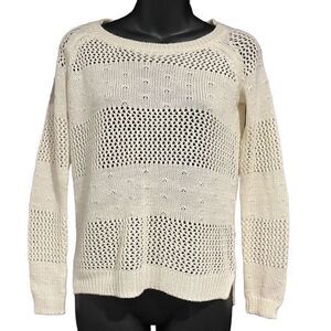 SO White Snowy Winter Sweater Women’s XS